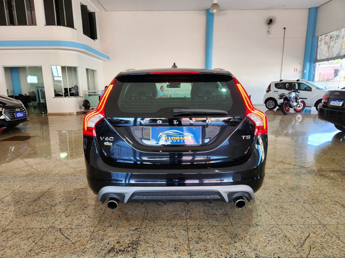 Volvo V60 V60 T-5 R-DESIGN 2.0 5p