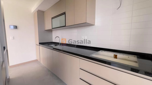 Apartamento En Piriápolis - Zona Centro Ref. 6112