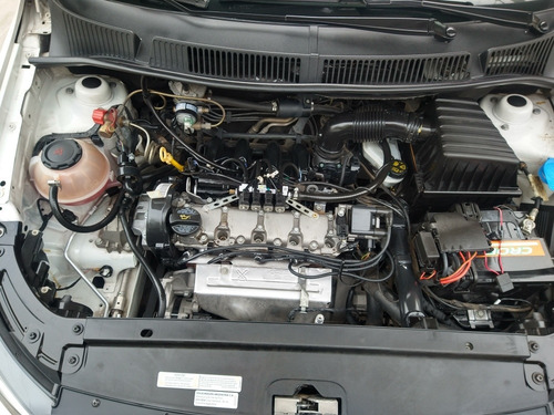 Imagen 14 de 14 de Volkswagen Suran 1.6 Comfortline 101cv 2017