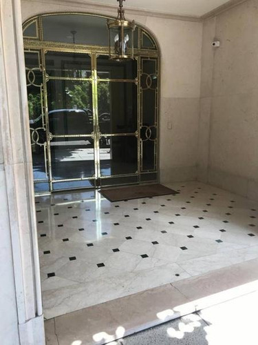 Imagen 3 de 16 de Av Alvear - Bioy Casares: En Lo Mejor De Recoleta !!! Maxima Categoría, Cochera, Piso Completo Con Excepcional Vista A Plazas
