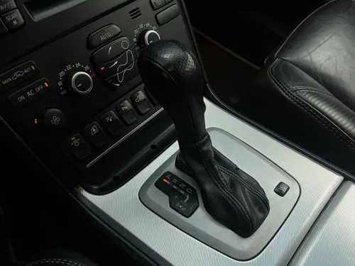 Volvo XC90 R-DESING TURBO 2.5 4X4 AUT