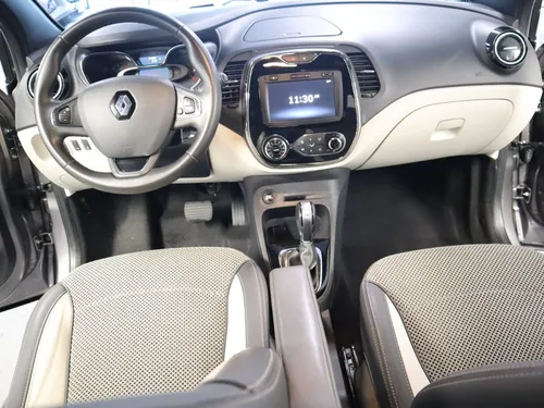 Renault Captur 2.0 Intens Automática