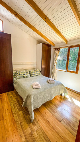 Casa Chalet En Venta En Pájaro Azul, Bariloche, Patagonia