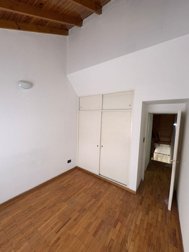 Venta Duplex En Ramos Mejia Con Patio