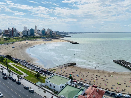 Imagen 3 de 23 de Mdq 4 Amb Inmejorable Vista Al Mar ! Cochera Y Baulera - Falucho 93