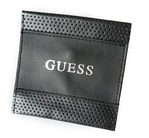 Imagen 4 de 6 de Collar Para Hombre Guess My Chains Color Dorado Jumn01329j