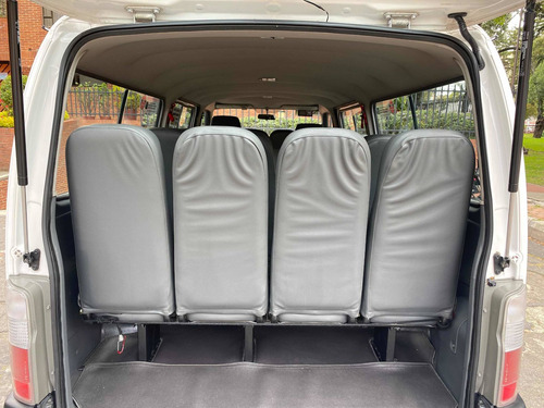 Nissan Urvan 2012 3.0 Diesel 16psj + Conductor