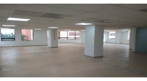Oficina En Arriendo En Parque Central Bavaria. Cod A1614421