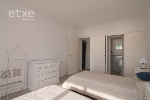 Apartamento En Venta De 3 Dormitorios En Puerto