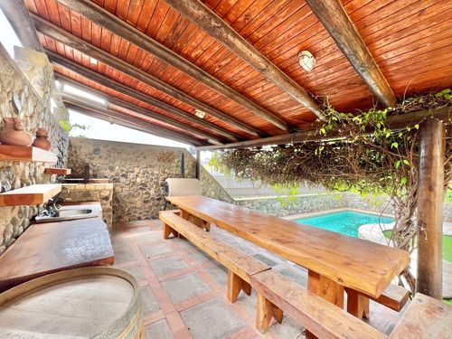 Oportunidad Impecable Casa En Venta En Maitencillo Con Vista