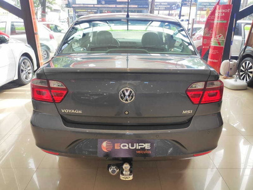 Imagem 5 de 15 de Volkswagen Novo Voyage Cl Mbv 2017