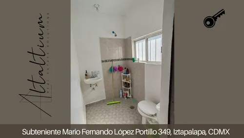 Se Vende Casa En Subteniente Mario Fernando López Portillo (sur 121 A), No 349, Manzana 46, Lote 49, Escuadrón 201, Iztapalapa, Cdmx. Pch28-di