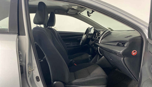 Imagen 11 de 15 de 117683 - Toyota Yaris 2017 Con Garantía