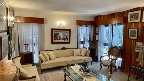 Casa De Una Planta En Renta En Álamos Primera Sección, En Condominio