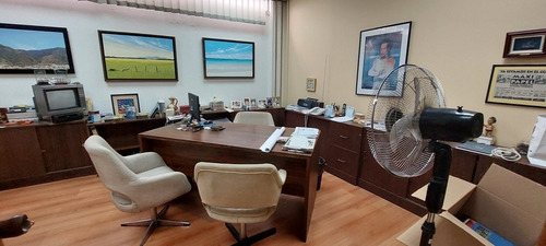 Imagen 3 de 8 de Oficina En Venta Urb. Los Ruices C-19767