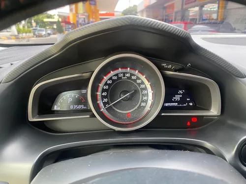 Mazda 3 2.0 Touring At
