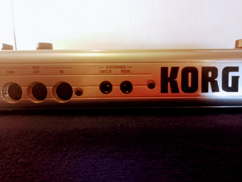 Sintetizador Korg R3 Mmt (multi Modeling Technology) (Usado)