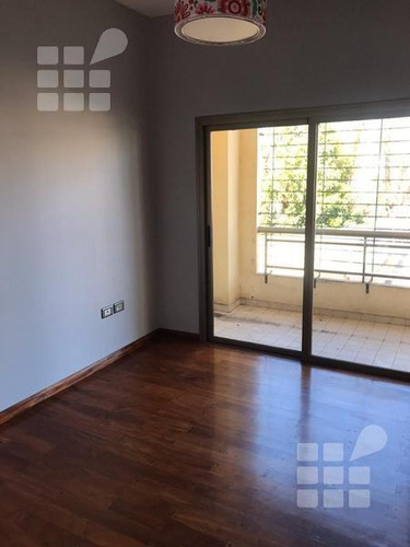 Imagen 9 de 17 de Departamento - La Plata