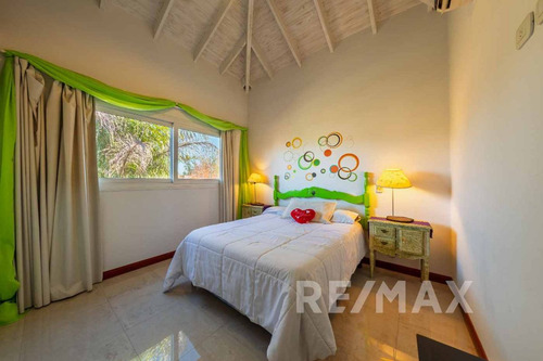 Venta Casa San Isidro Labrador A La Laguna Amarra