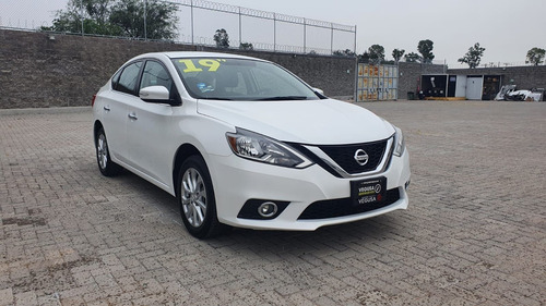 Imagen 2 de 15 de Nissan Sentra 2019 1.8 Advance Mt