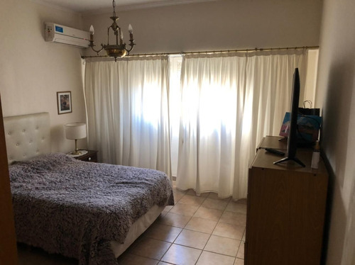 Imagen 10 de 17 de Casa En Venta En José C Paz