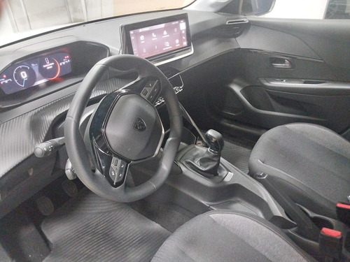 Peugeot 208 Allure Manual O Tiptronic 1.6 Polo Onix Sandero