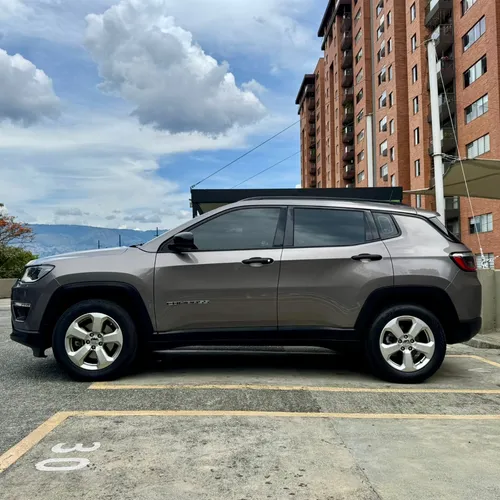 Jeep Compass 2.4 4x2 Sport