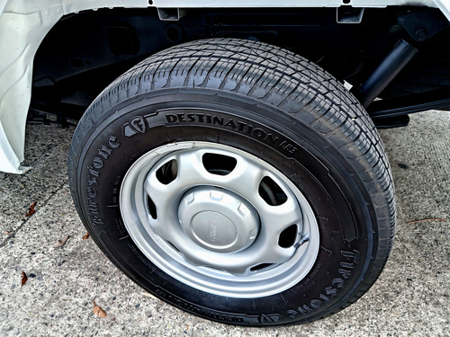 Ford F150 Xl 2016 Batea Larga 5.0 V8