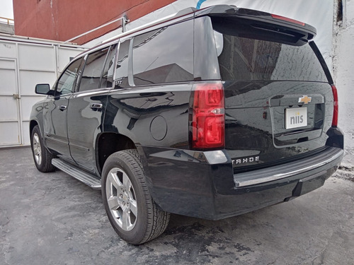 Imagen 13 de 15 de Chevrolet Tahoe 2016 5.3 V8 Ltz Piel 2a Fila Asientos 4x4 Ni