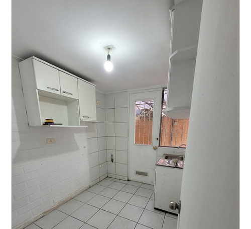 Vendo Amplia Casa Av. Troncal San Francisco, Puente Alt