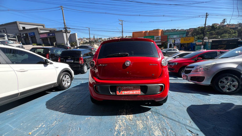 Fiat Palio Fiat Palio Attractive 1.4 8V (Flex)
