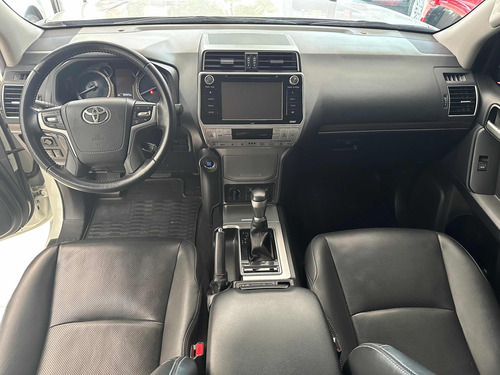Imagen 7 de 13 de Toyota Prado Vx