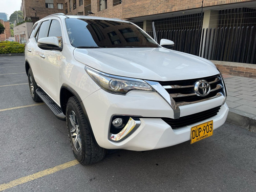 Toyota Fortuner Euro 2.7 At