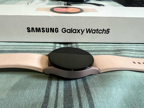 Samsung Galaxy Watch 5 40mm Color Plata Pink