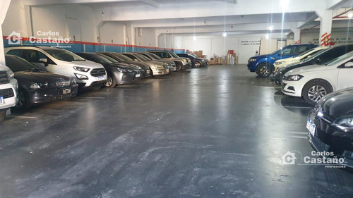 Enorme Ph De 26x42m Con Capacidad Para Múltiples Autos.