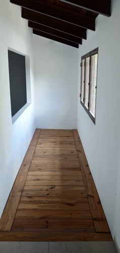 Imagen 6 de 14 de Casa Townhouse Urb El Retiro Conj Hill Wall San Antonio