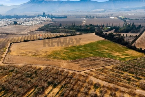  Oportunidad Única: Terreno De 9 Ha En Buin 