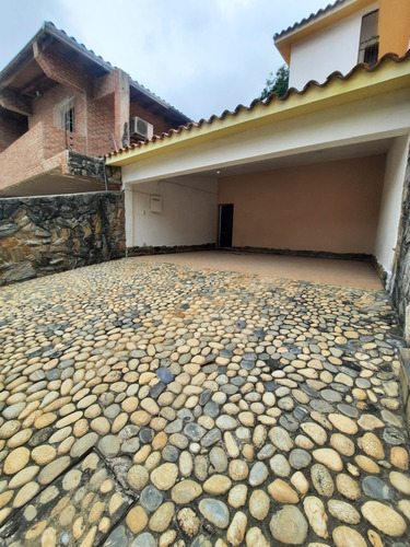 Yannet Inmuebles Vende Casa Calle Cerrada Trigal Norte