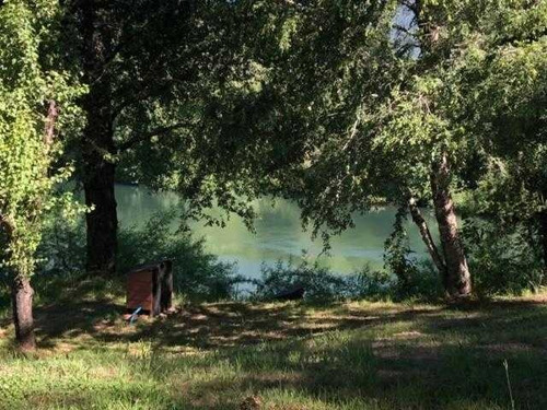 2,8 Hectareas Orilla Rio Tres Casas