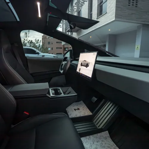 Tesla Cybertruck Foundation Series 2025