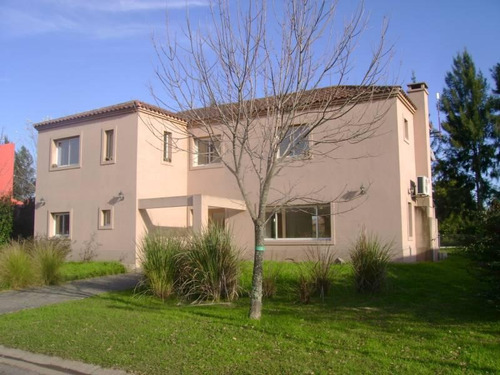 Casa En Venta Ubicado En San Isidro Labrador, Villanueva, Tigre