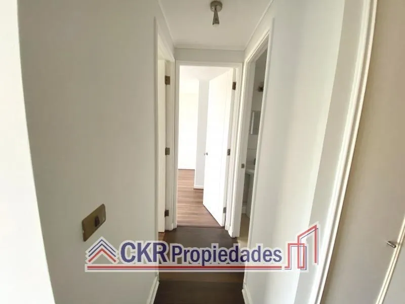 Imagen 5 de 13 de Departamento En Arriendo De 2 Dorm. En Santiago