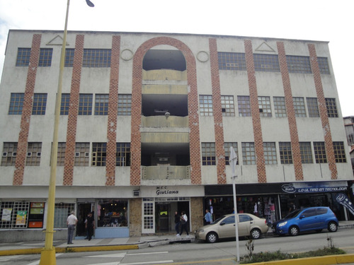 Oficina En Venta Ubicado En El Centro De La Ciudad De Mérida