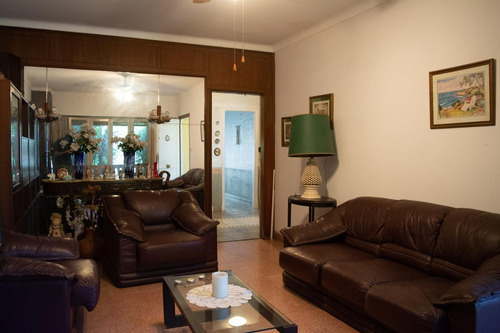 Imagen 4 de 30 de Casa En Venta 4 Ambientes Martinez