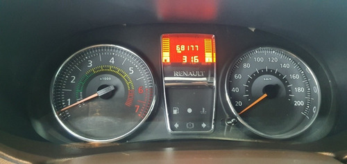 Renault Clio 1.2 Mío Authentique Pack Look 2014
