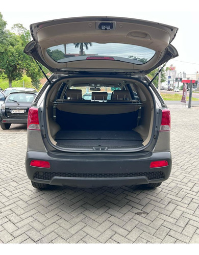 Kia Sorento 2.4 16V 4x2 Aut.