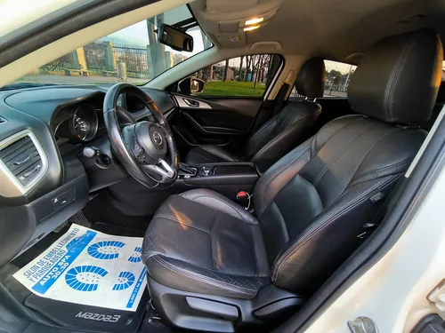 Mazda 3 2.0 Touring