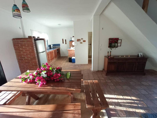 Imagen 3 de 13 de Casa Alquiler Vía Retiro