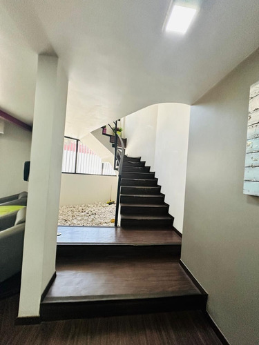 Rentó Edificio Para Oficinas Frente A La Alameda En Toluca