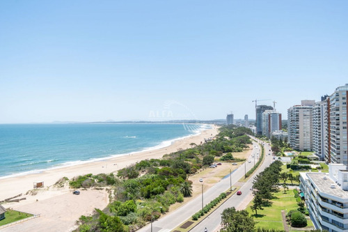 Imagen 15 de 30 de Apartamento En Punta Del Este, Frente Al Mar, Mansa!
